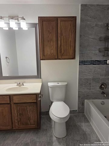 228 Anvil Pl, Cibolo, TX 78108