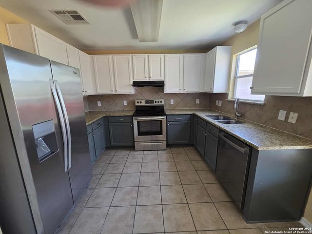 228 Anvil Pl, Cibolo, TX 78108