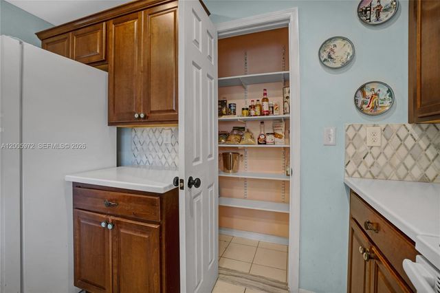 410 SW Natura Ave, Deerfield Beach, FL 33441