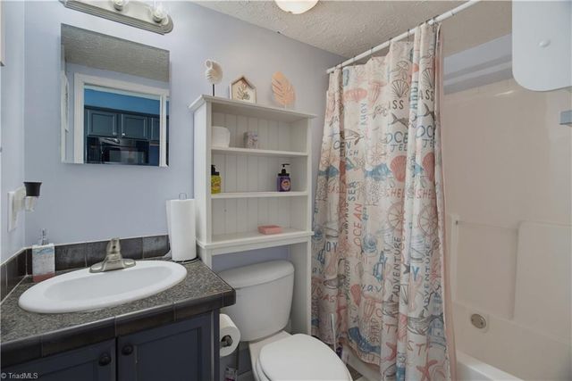 164 Old Indian Trail Z, Lexington, NC 27292