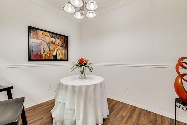 2100 Tanglewilde Street 296, Houston, TX 77063