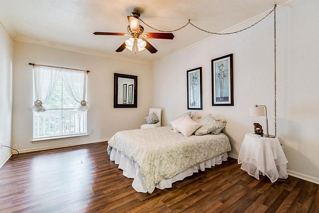 2100 Tanglewilde Street 296, Houston, TX 77063