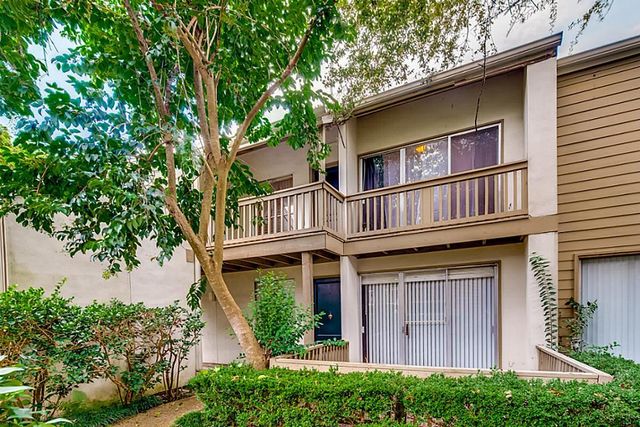 2100 Tanglewilde Street 296, Houston, TX 77063