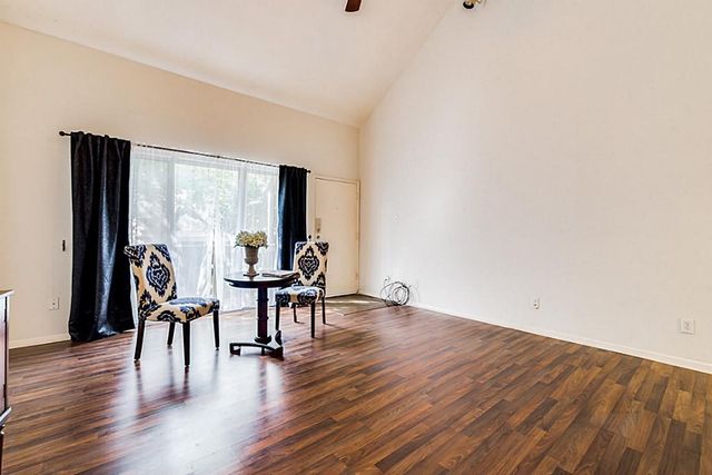 2100 Tanglewilde Street 296, Houston, TX 77063