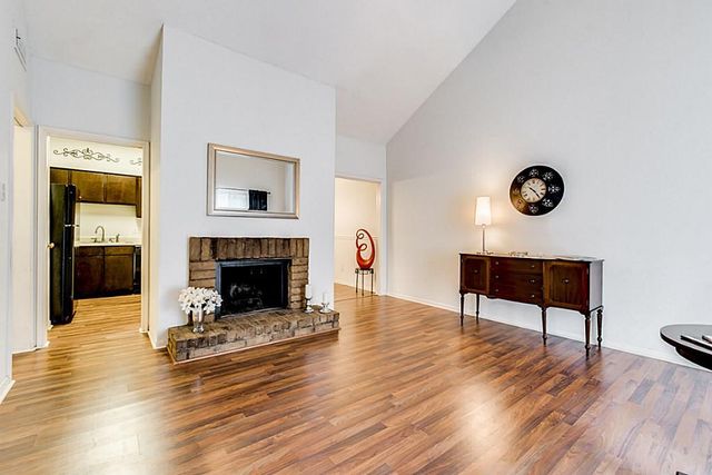 2100 Tanglewilde Street 296, Houston, TX 77063