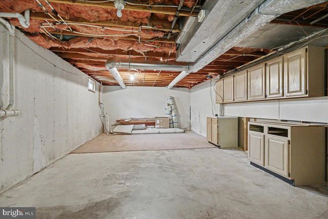105 ABBEY DR, Royersford, PA 19468