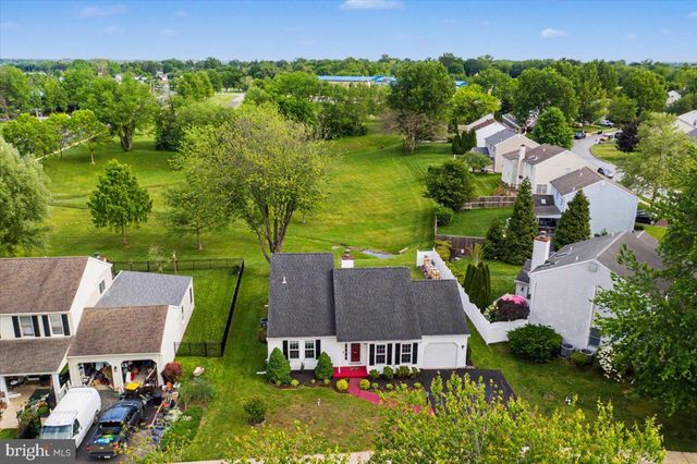 105 ABBEY DR, Royersford, PA 19468
