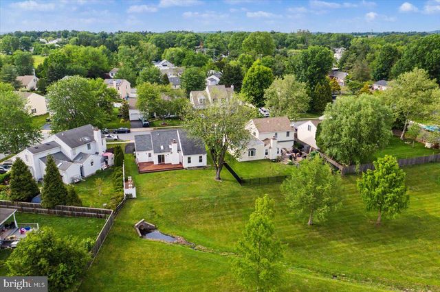 105 ABBEY DR, Royersford, PA 19468