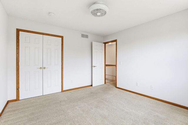 16267 Griffon Trail, Lakeville, MN 55044