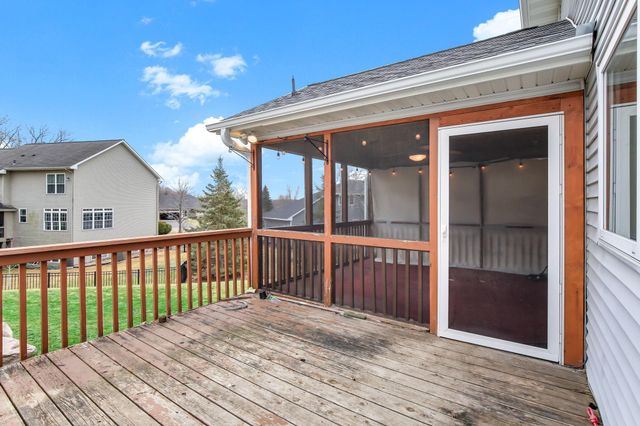 16267 Griffon Trail, Lakeville, MN 55044