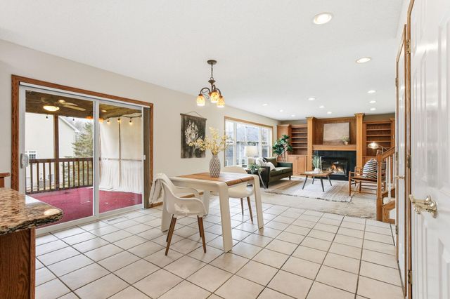 16267 Griffon Trail, Lakeville, MN 55044