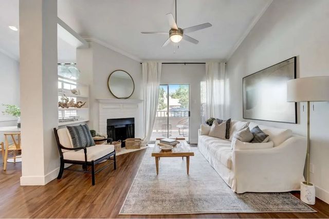 17250 Knoll Trail Drive 403, Dallas, TX 75248