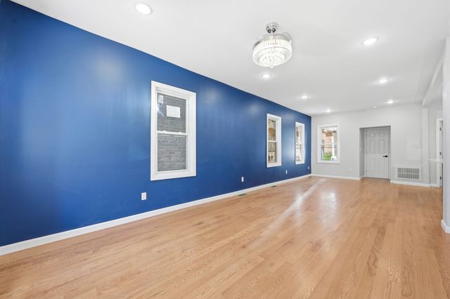 429 KENNEDY BLVD, Bayonne, NJ 07002