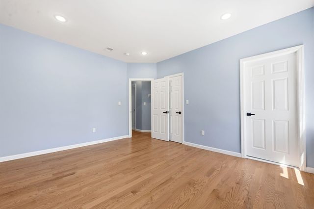 429 KENNEDY BLVD, Bayonne, NJ 07002