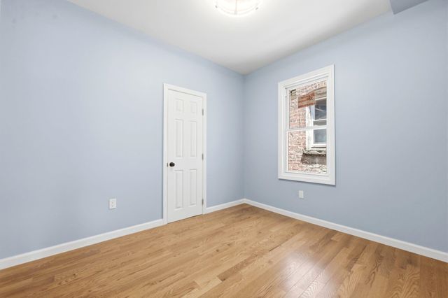 429 KENNEDY BLVD, Bayonne, NJ 07002