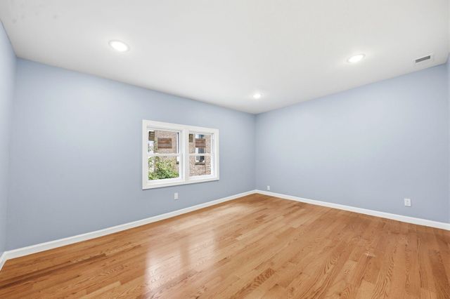 429 KENNEDY BLVD, Bayonne, NJ 07002