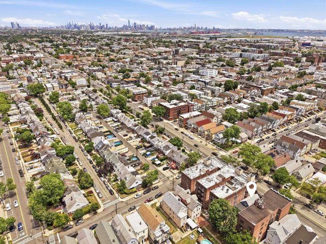 429 KENNEDY BLVD, Bayonne, NJ 07002