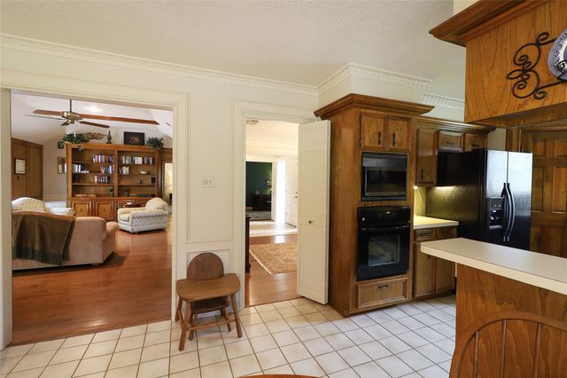 5522 Glenmere Lane, Spring, TX 77379