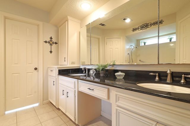 5522 Glenmere Lane, Spring, TX 77379
