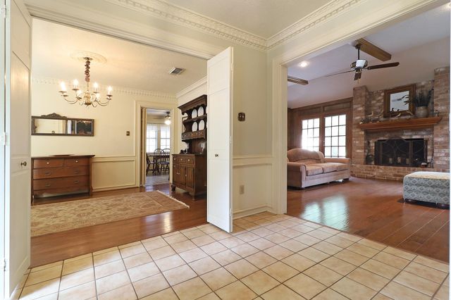 5522 Glenmere Lane, Spring, TX 77379
