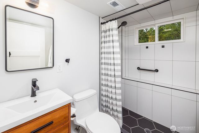 20231 37th Avenue NE, Lake Forest Park, WA 98155