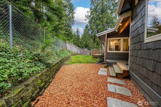 20231 37th Avenue NE, Lake Forest Park, WA 98155