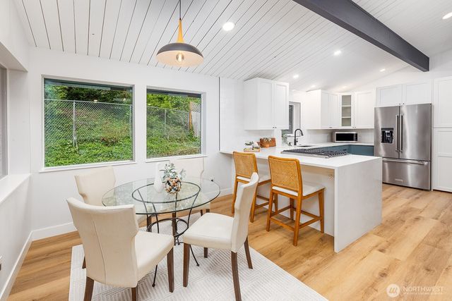 20231 37th Avenue NE, Lake Forest Park, WA 98155
