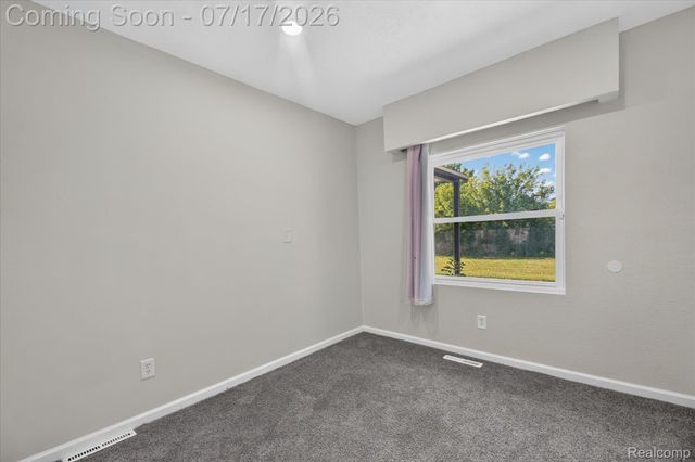5200 Lapeer Road, Burton, MI 48509