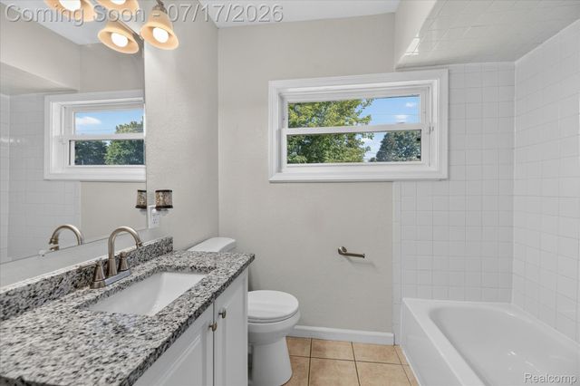 5200 Lapeer Road, Burton, MI 48509