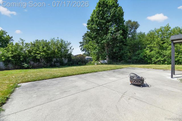 5200 Lapeer Road, Burton, MI 48509
