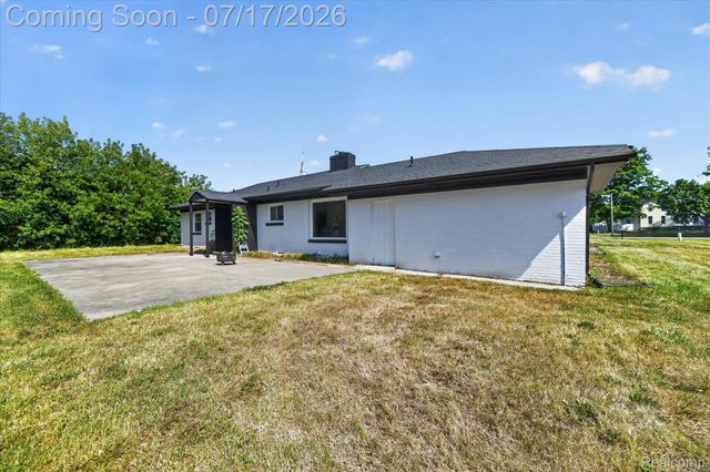 5200 Lapeer Road, Burton, MI 48509