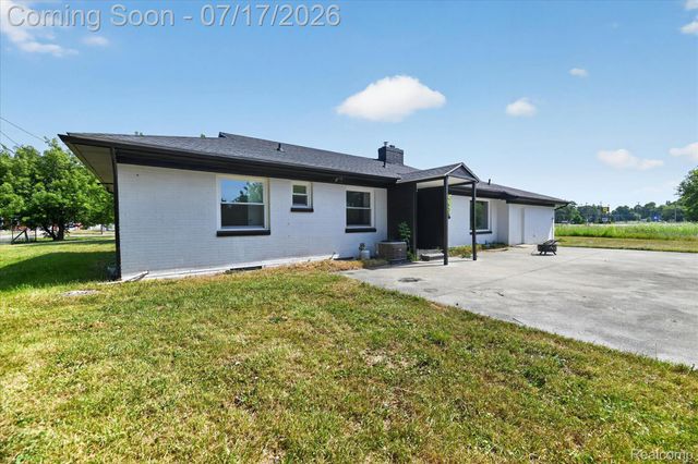 5200 Lapeer Road, Burton, MI 48509