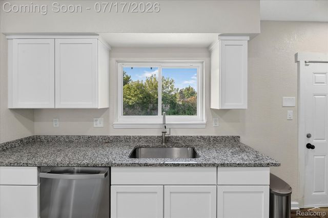 5200 Lapeer Road, Burton, MI 48509