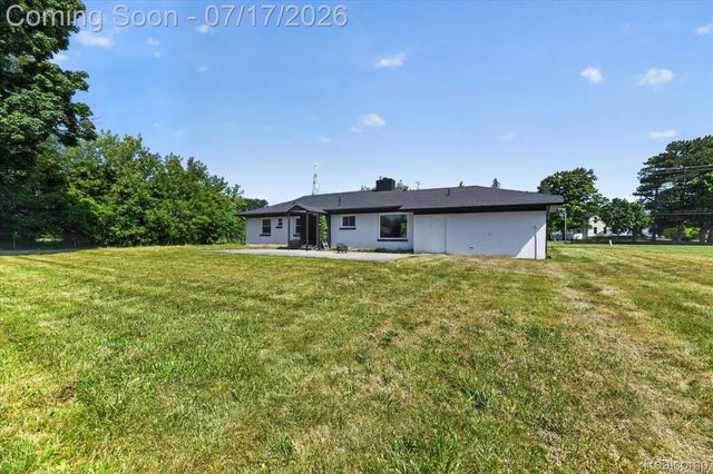 5200 Lapeer Road, Burton, MI 48509