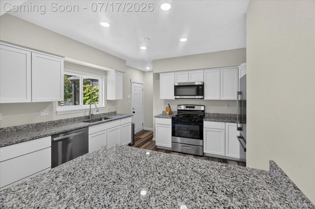 5200 Lapeer Road, Burton, MI 48509