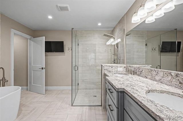 2470 Indian Tree Circle, Wildwood, MO 63038