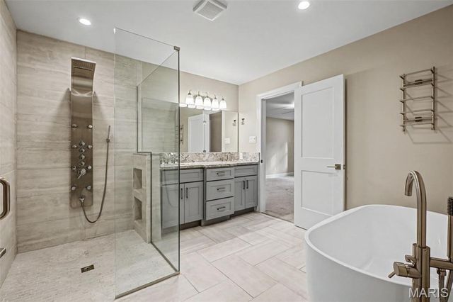 2470 Indian Tree Circle, Wildwood, MO 63038