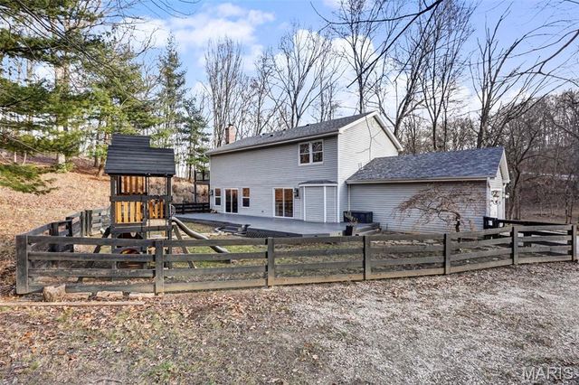 2470 Indian Tree Circle, Wildwood, MO 63038