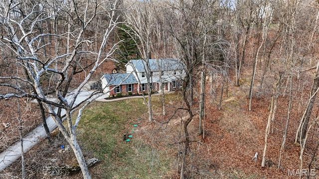 2470 Indian Tree Circle, Wildwood, MO 63038