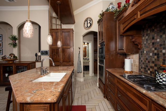 4921 CAPE COLONY Drive, Amarillo, TX 79119