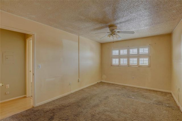 5501 80TH STREET N 406, St Petersburg, FL 33709