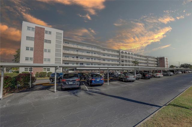 5501 80TH STREET N 406, St Petersburg, FL 33709