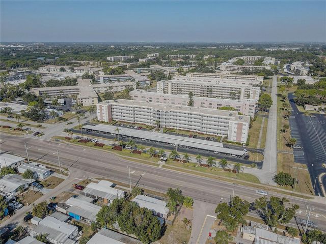 5501 80TH STREET N 406, St Petersburg, FL 33709