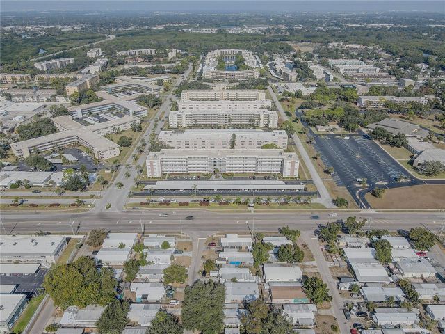 5501 80TH STREET N 406, St Petersburg, FL 33709