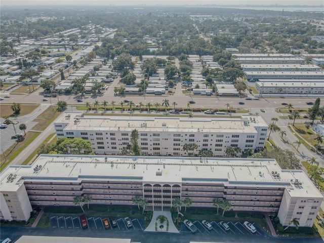 5501 80TH STREET N 406, St Petersburg, FL 33709