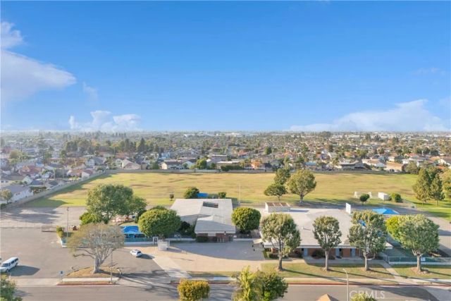 15662 Dawson, Huntington Beach, CA 92647