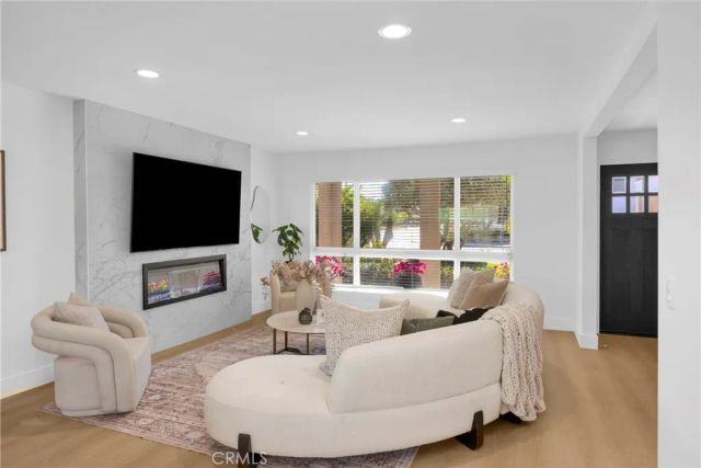 15662 Dawson, Huntington Beach, CA 92647