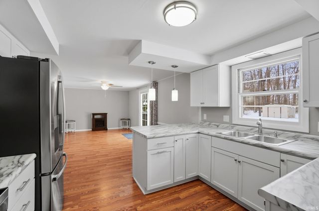 5708 Countess Dr, Fort Wayne, IN 46815