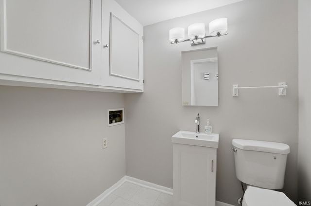 5708 Countess Dr, Fort Wayne, IN 46815