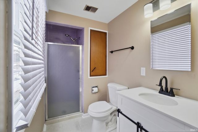 5708 Countess Dr, Fort Wayne, IN 46815